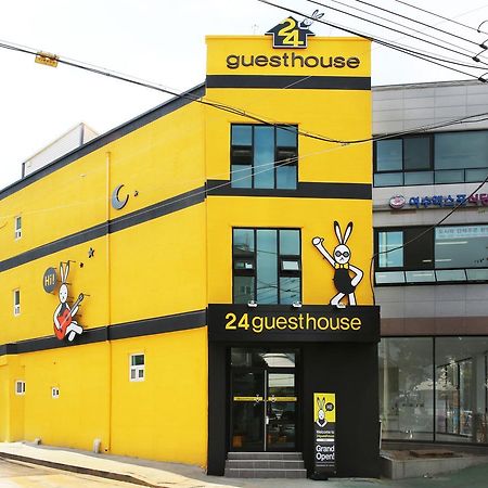 24 Guesthouse Yeosu Esterno foto