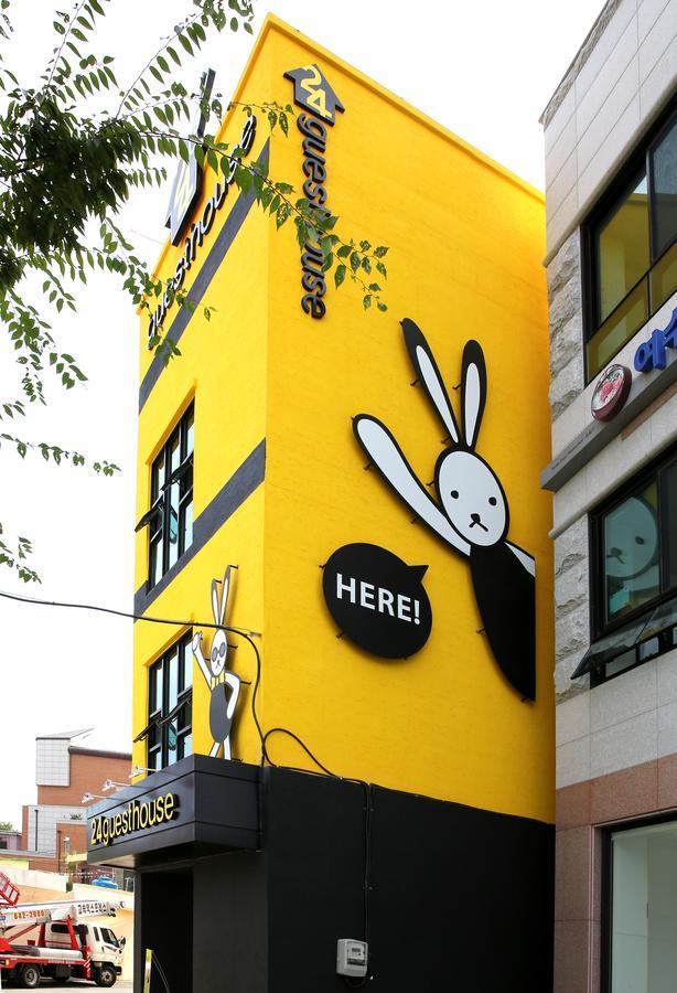 24 Guesthouse Yeosu Esterno foto
