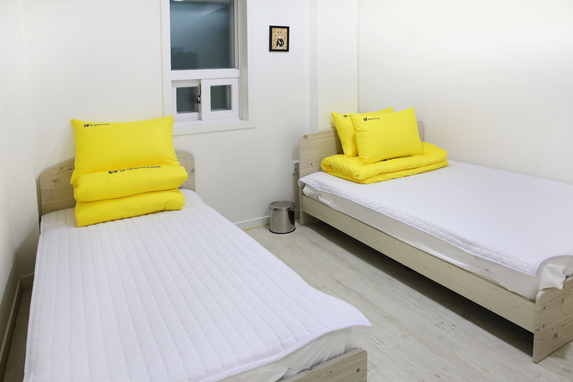 24 Guesthouse Yeosu Esterno foto