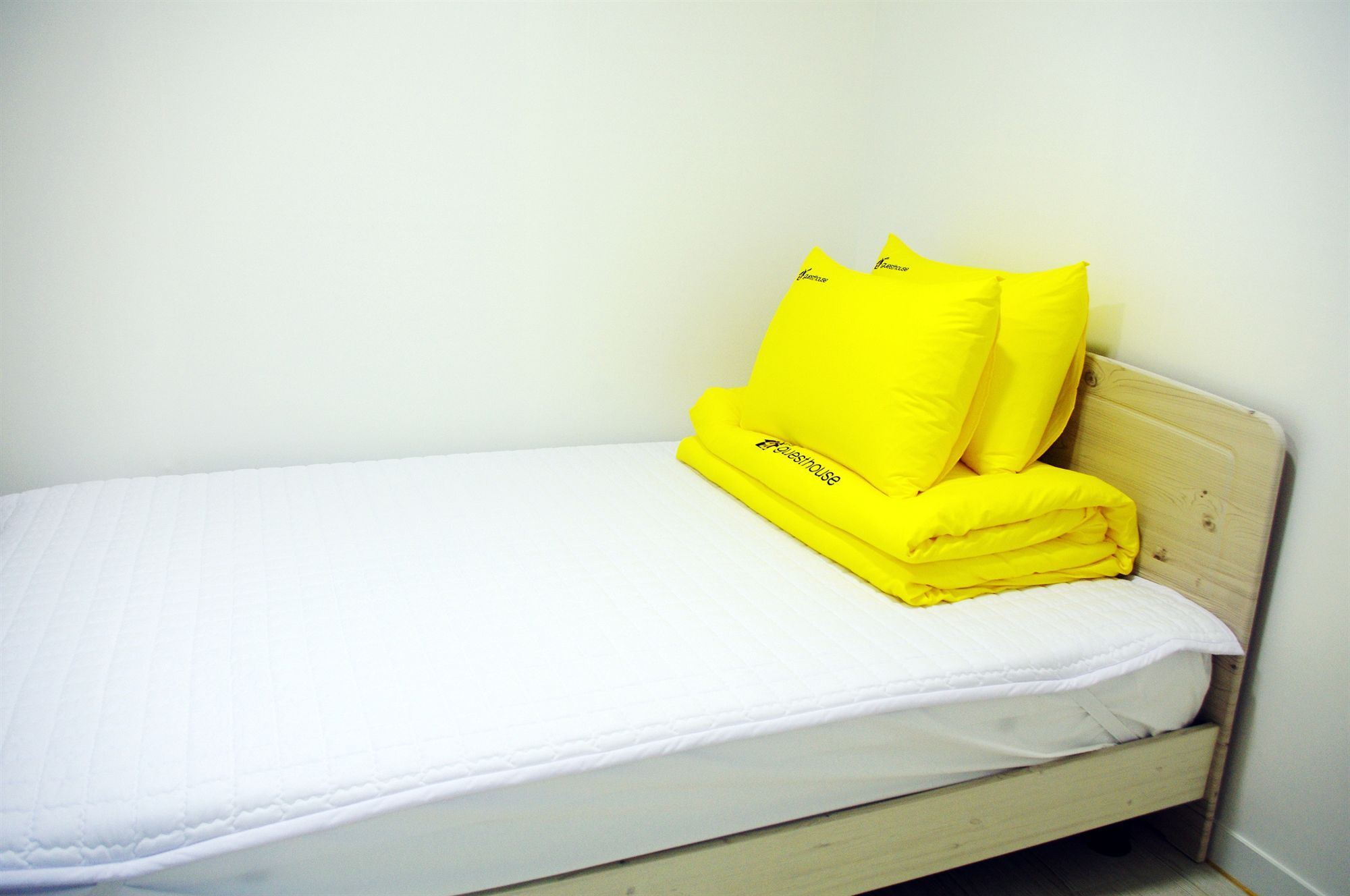 24 Guesthouse Yeosu Esterno foto